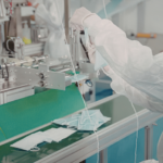Workstation Features That Support Semiconductor Cleanroom Efficiency